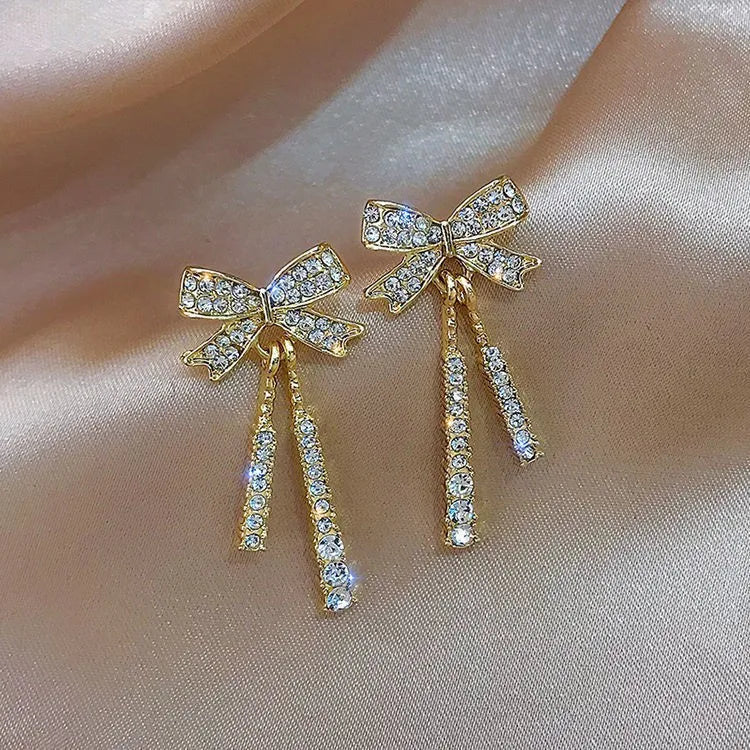 Drop Zircon Long Tassel Earrings Female Rhinestone Wedding Pendant Earrings Party Jewelry Silver Color Fashion Ear Accessories--ANDROMEDA QUINNS | AURELLE'S-ANDROMEDA QUINNS | AURELLE'S