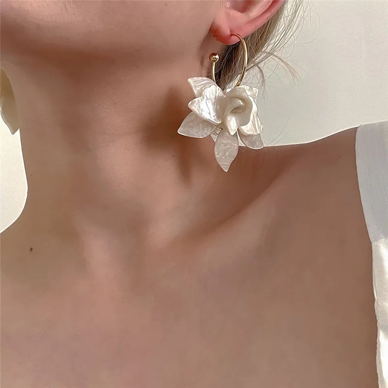 C Shape Metal Acrylic Petal Earrings European American Style Personalized Fashion Stud Earrings Ladies Girls Travel Accessories--ANDROMEDA QUINNS | AURELLE'S-ANDROMEDA QUINNS | AURELLE'S
