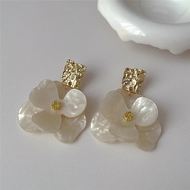 C Shape Metal Acrylic Petal Earrings European American Style Personalized Fashion Stud Earrings Ladies Girls Travel Accessories--ANDROMEDA QUINNS | AURELLE'S-ANDROMEDA QUINNS | AURELLE'S